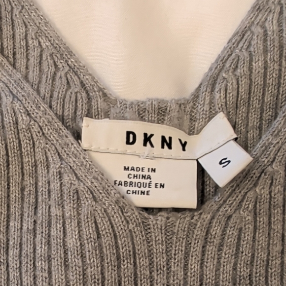DKNY Gray Ribbed Tank Top - Picture 2 of 5